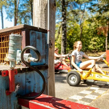 Vakantiepark De Bergen Wanroij - Safaritent Екстериор снимка