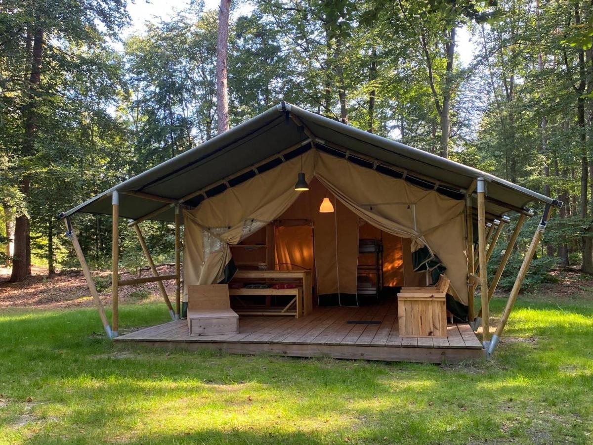 Vakantiepark De Bergen Wanroij - Safaritent Екстериор снимка