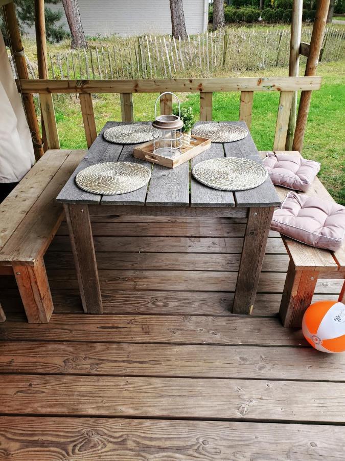 Vakantiepark De Bergen Wanroij - Safaritent Екстериор снимка